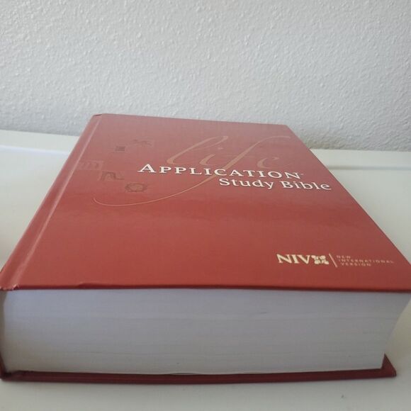 Life Application Study Bible NIV Hardcover Zondervan Tyndale House 2005 Red Ltr - Picture 2 of 16